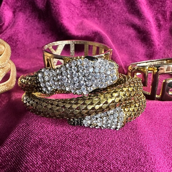 5/$25 will bundle Gold Tone Cuff Bracelet Quad - Picture 8 of 9